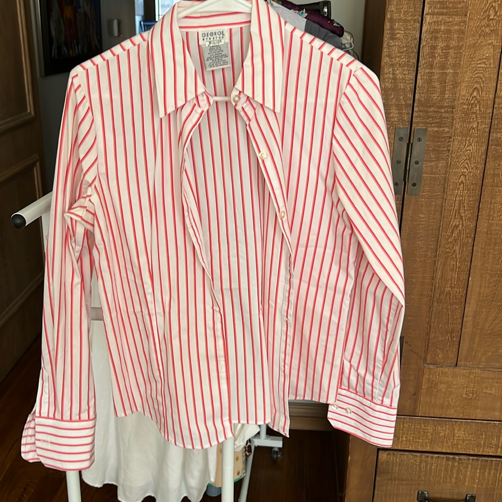 Women’s Button-Down
